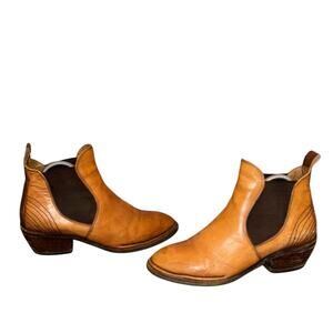 Women's yuko imanishi leather bootie size 39 euro